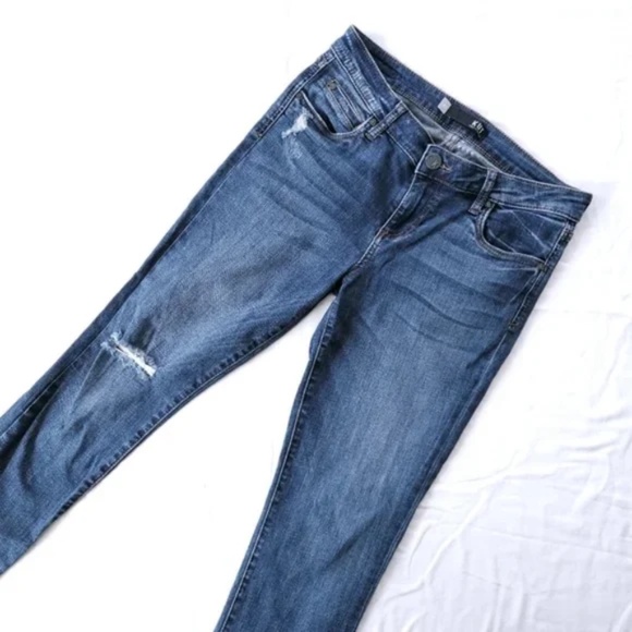 Kut from the Kloth Diana Distressed Skinny Jean 4P - Picture 7 of 9